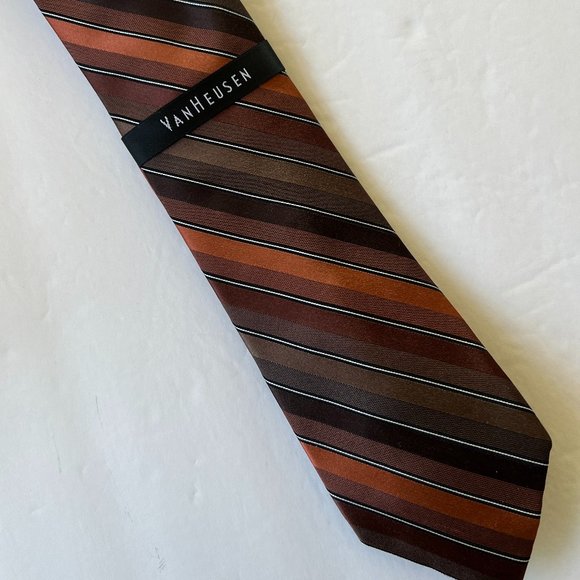 VAN HEUSEN 100% Silk Tie NWT - Picture 3 of 3